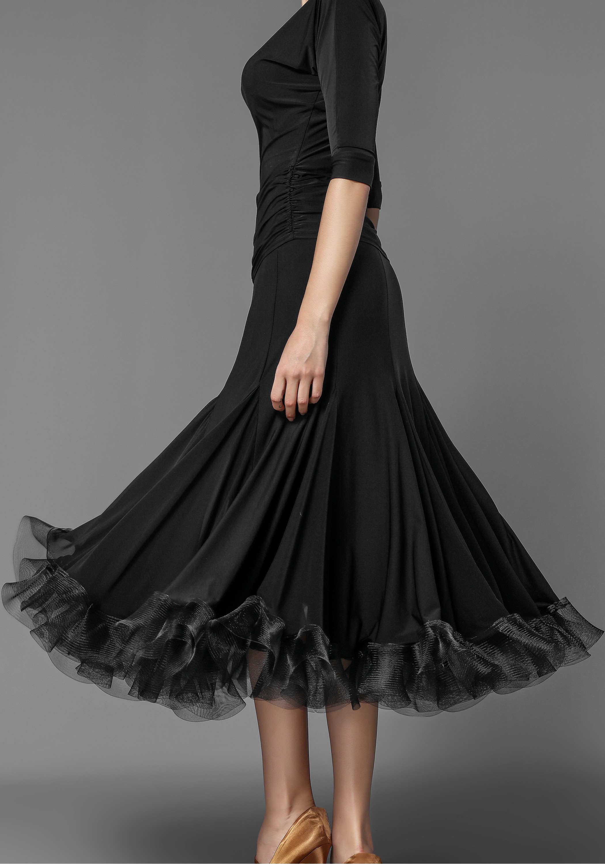 Luxury Flounced Crepe Slit Ballroom Skirt