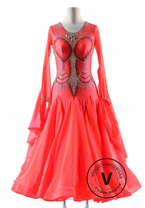 Buy Dance Dress for the Girl. Basic for Dancing. A Small Dress for Ballroom  Dancing. Rating Dress Online in India - Etsy