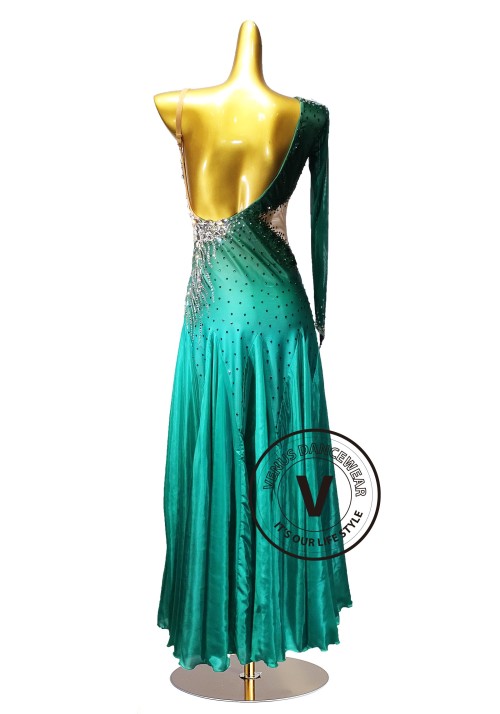 Emerald Silk Elegance Waltz Smooth Ballroom Dress for Competition Performance