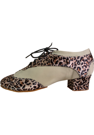 Stylish women\'s ballroom dance shoes with a leopard print detail.