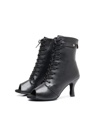 Elegant black Latin rhythm dance shoes with lace-up detailing. Perfect for the dance floor.