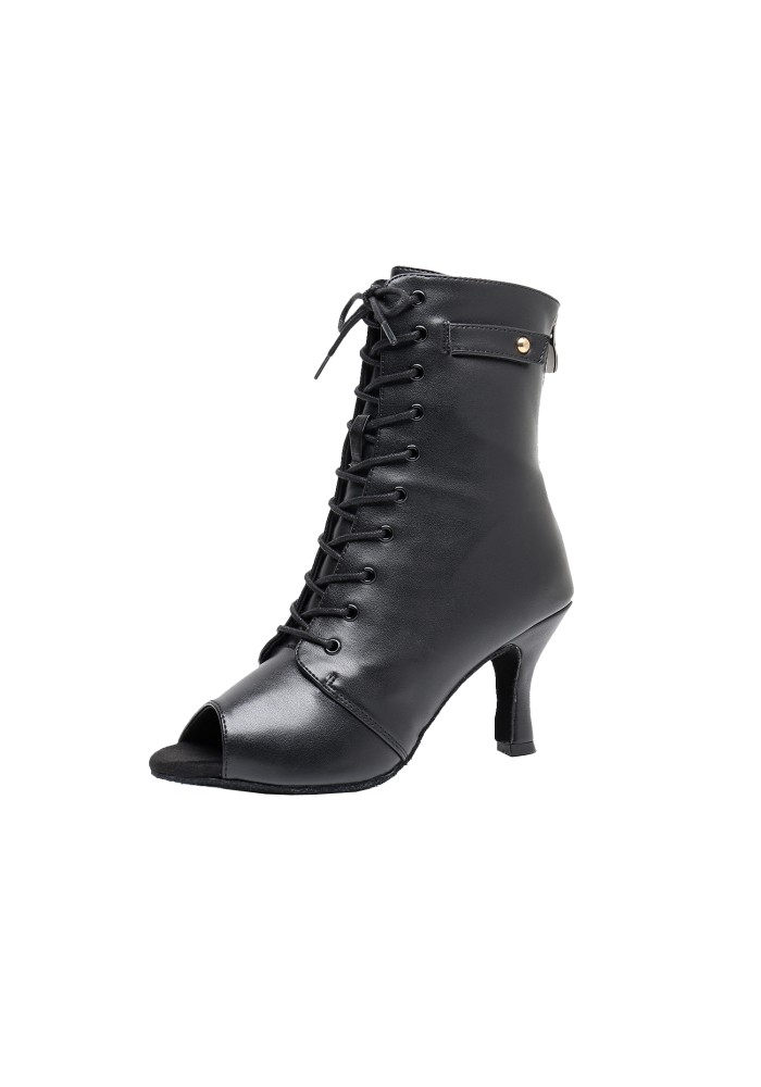 Elegant black Latin rhythm dance shoes with lace-up detailing. Perfect for the dance floor.