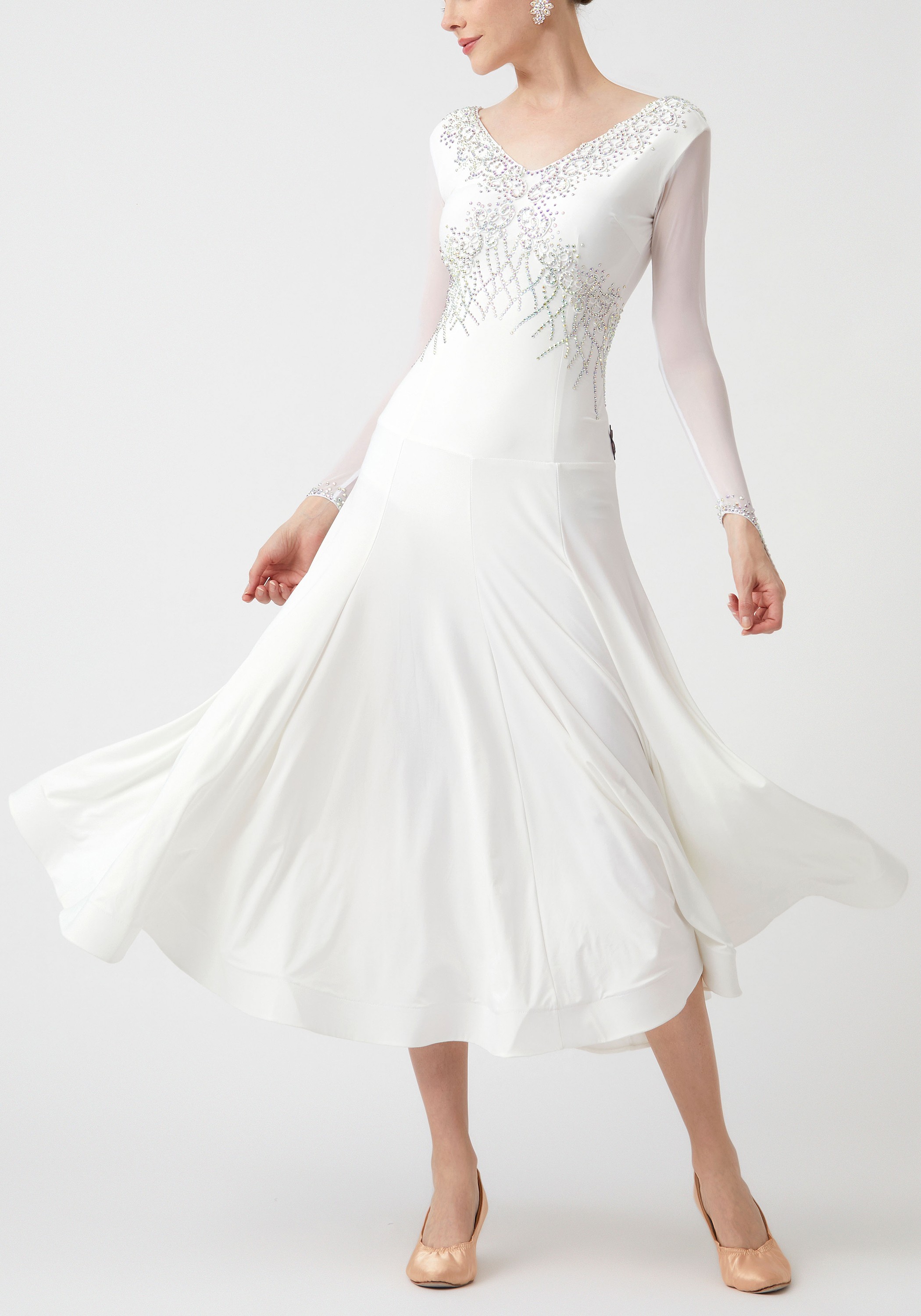 White Elegance Luxury Crepe Ballroom Smooth Practice Dance P0106 Dress